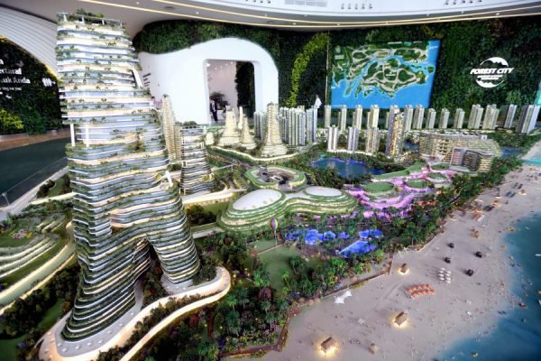 Scale model of the Forest City development in Johor -NSTP/MOHD AZREN JAMALUDIN